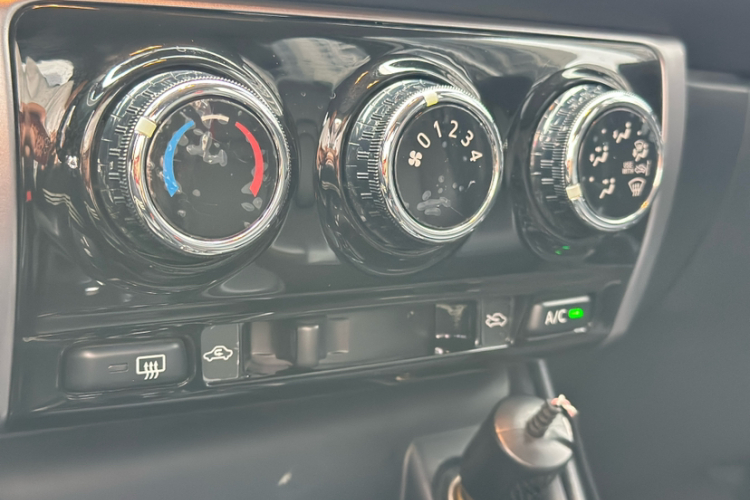 丰田 YARiS L 致炫 2022款 致炫X 1.5L CVT豪华PLUS版中控内饰7003