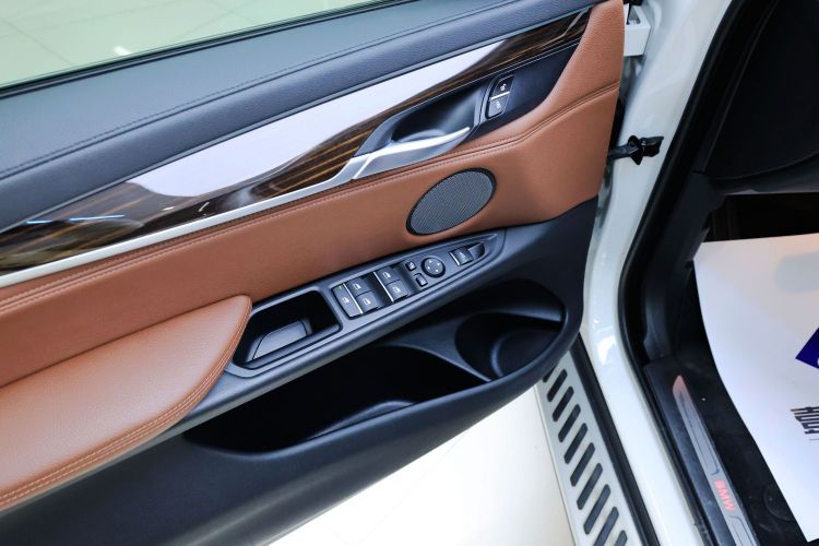 宝马X6 2017款 xDrive35i 豪华型中控内饰7002