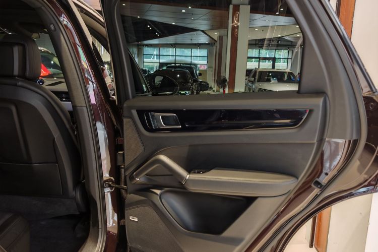 保时捷 2019款 Cayenne 3.0T中控内饰7009