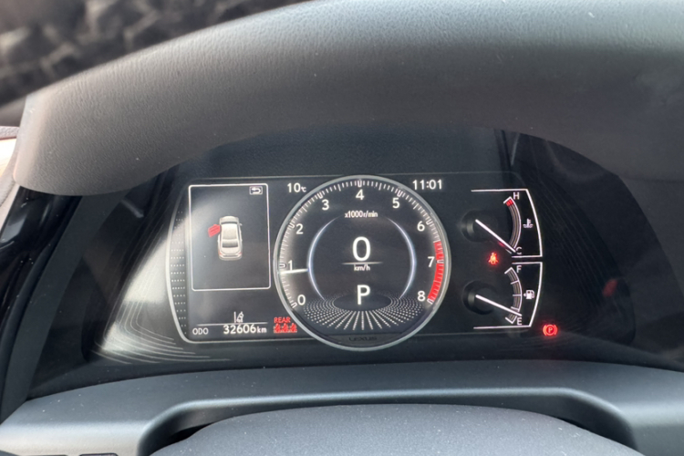 雷克萨斯ES 2022款 200 卓越版中控内饰15