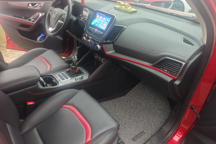 长安CS55 2017款 1.5T 手动炫动型中控内饰7003