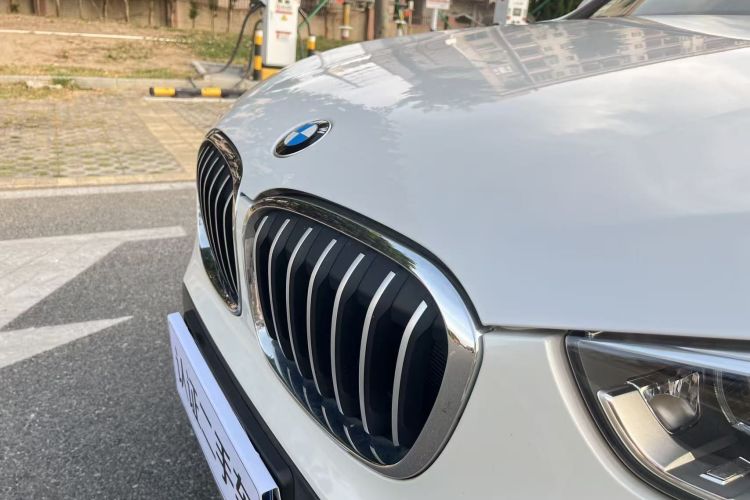 宝马X1 2018款 sDrive20Li 领先型车身外观6004