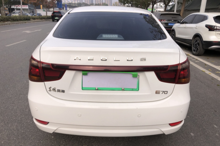 东风风神E70 2023款 500 智行版 磷酸铁锂 48.6kWh 120kW车身外观6003