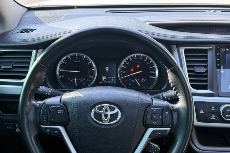 丰田 汉兰达 2015款 2.0T 四驱豪华版 7座中控内饰15