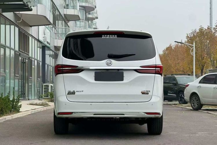 别克GL8 2022款 陆上公务舱 652T 豪华型车身外观6006