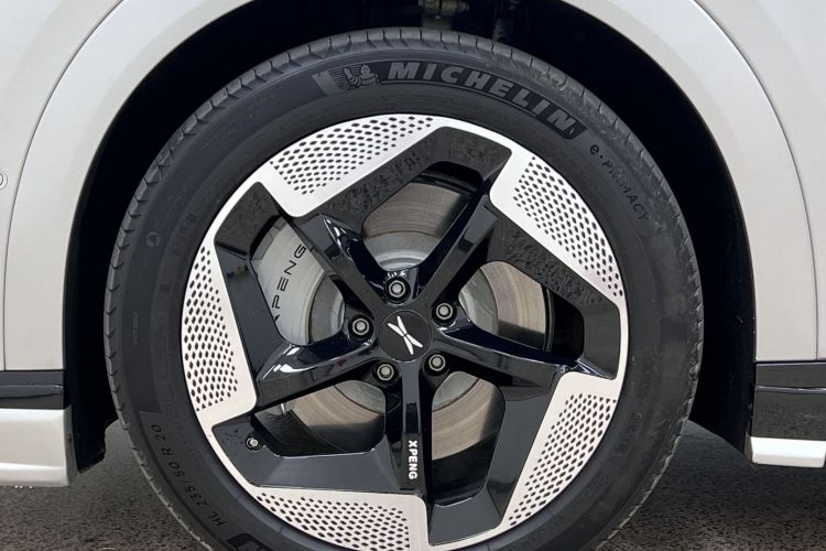 小鹏X9 2024款 640四驱高性能Max车身外观6009