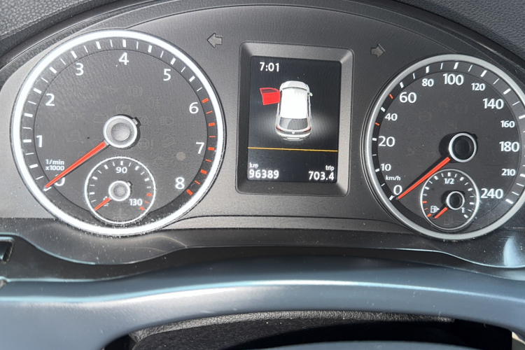 大众 途观 2015款 1.8TSI 自动两驱豪华型中控内饰15