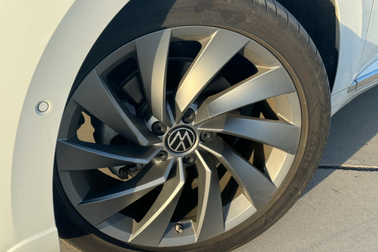 一汽-大众CC 2024款 380TSI 夺目版车身外观6007