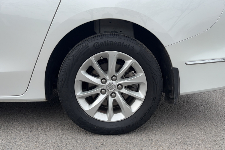 别克GL8 2018款 ES 28T 舒适型 国VI车身外观6008