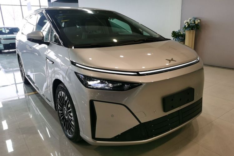 小鹏X9 2026款 增程版 1602 Ultra车身外观6002