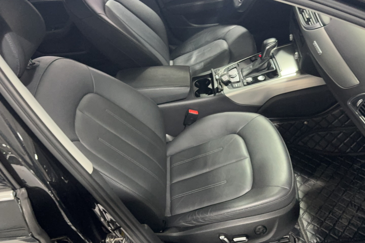 奥迪A6L 2017款 45 TFSI quattro 运动型局部细节41