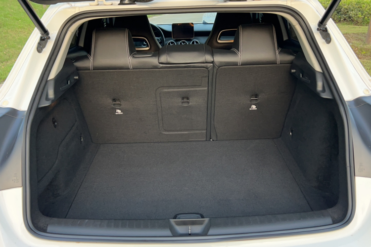 奔驰GLA 2018款 GLA 200 时尚型局部细节23