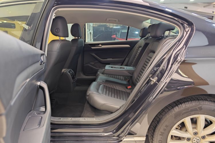 大众 迈腾 2019款 280TSI DSG 舒适型 国VI车身外观6007