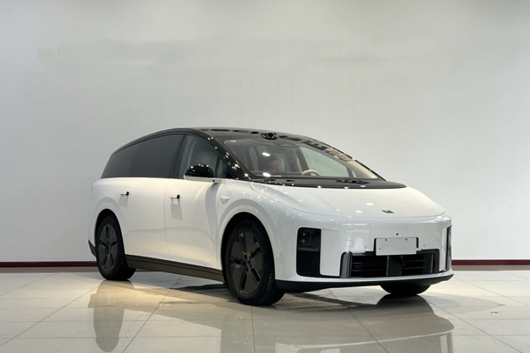 理想汽车 理想i8 2025款 标准版车身外观6001