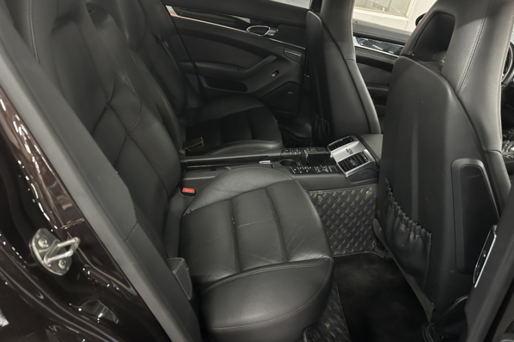 保时捷 2014款 Panamera 3.0T中控内饰7012