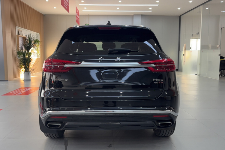 红旗HS5 2022款 改款 2.0T 智联旗享版车身外观6004