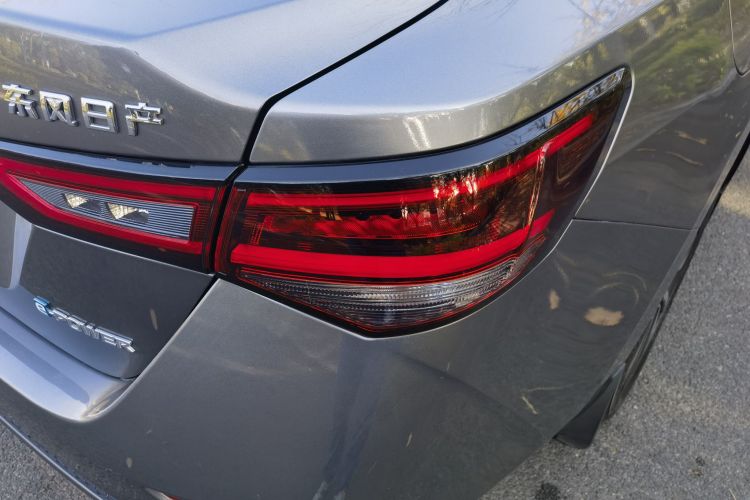 日产 轩逸 2022款 电驱版e-POWER 超智联PLUS车身外观6004