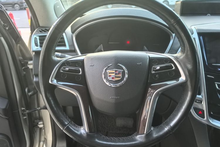 凯迪拉克SRX 2013款 3.6L 旗舰型局部细节13