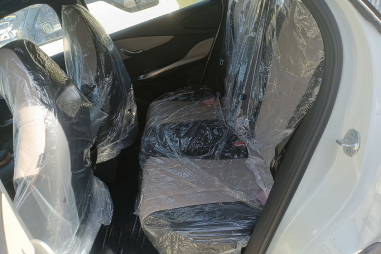 比亚迪 海豚 2025款 420km 自由版中控内饰7003