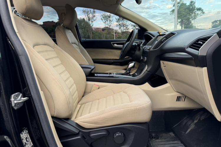 福特 锐界 2015款 2.0T GTDi 两驱精锐型中控内饰7006