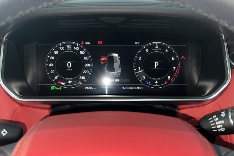 路虎 揽胜运动版 2018款 3.0 SC V6 HSE DYNAMIC中控内饰15