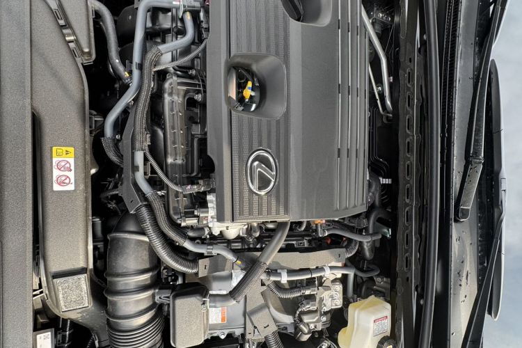 雷克萨斯ES 2025款 300h 臻享版中控内饰7006