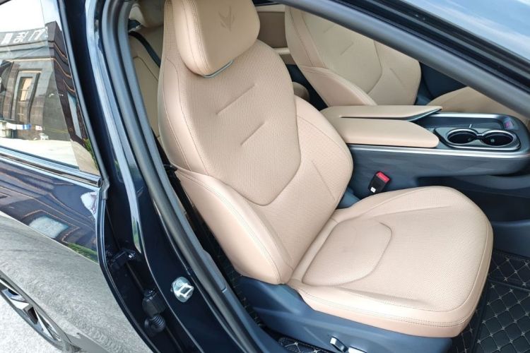 ARCFOX极狐 极狐 阿尔法T5(ARCFOX αT5) 2025款 520 PRO中控内饰7009