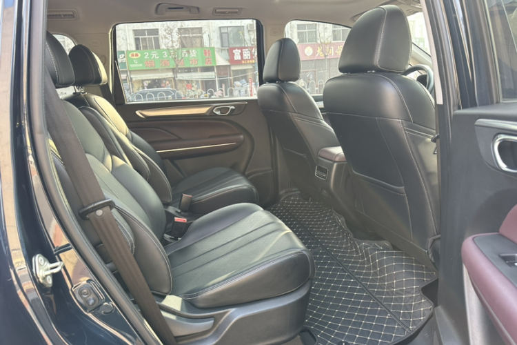 广汽传祺 传祺M6 2021款 PRO 270T DCT豪华版中控内饰7003