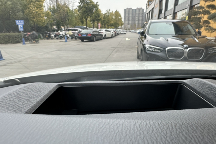 马自达CX-8 2019款 2.5L 两驱尊贵型中控内饰7002