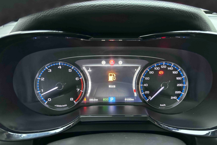 广汽传祺 传祺GS7 2017款 280T 两驱豪华型中控内饰15