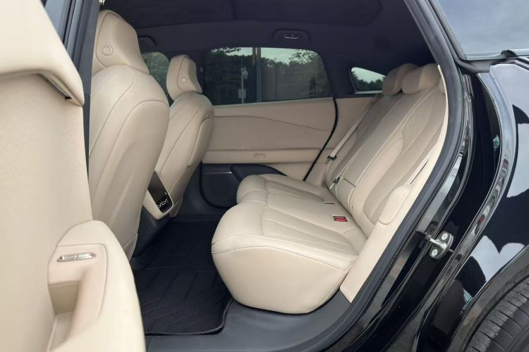 小鹏P7+ 2024款 超长续航 Max中控内饰7001