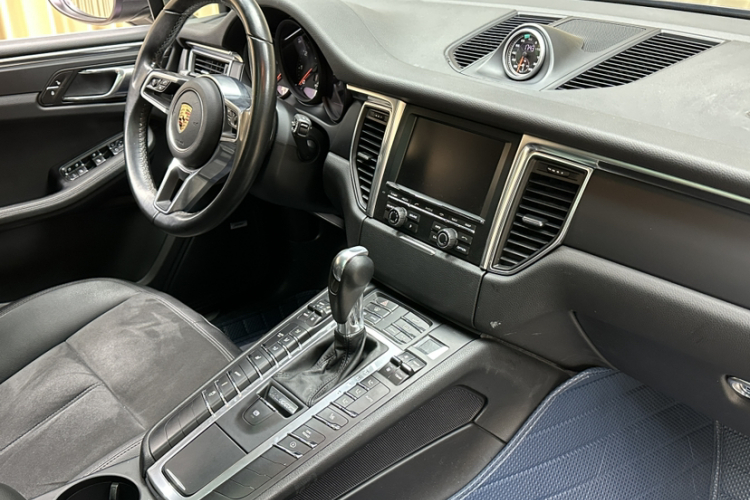 保时捷 2016款 Macan 2.0T中控内饰7009