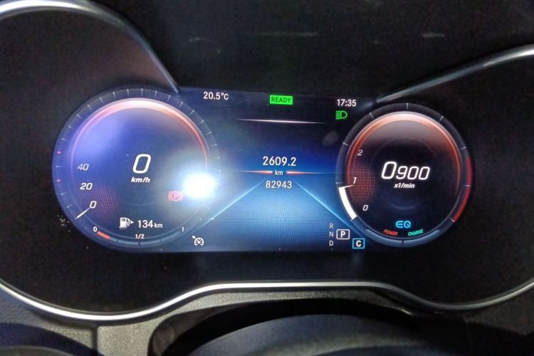 奔驰C级 2020款 C 260 L 运动版中控内饰15