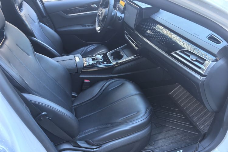 比亚迪 秦PLUS 2023款 EV 510KM 出行版中控内饰7004