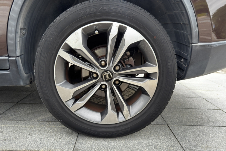 纳智捷 优6 SUV 2017款 1.8T 科技超值型局部细节9010