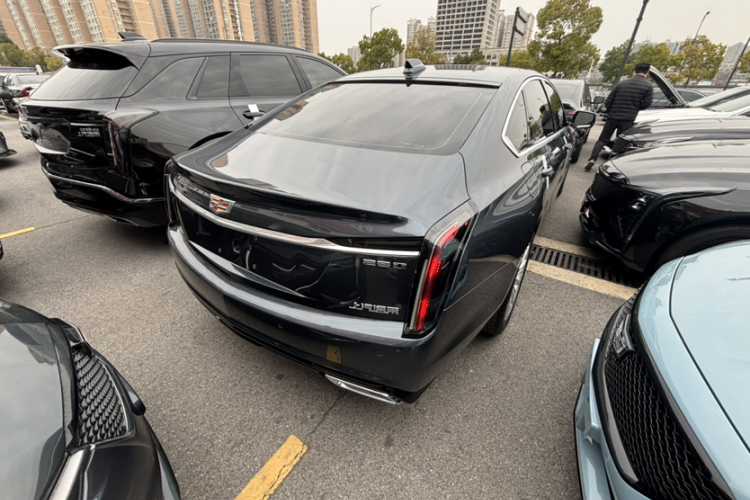 凯迪拉克CT6 2023款 28T 风尚型车身外观6004