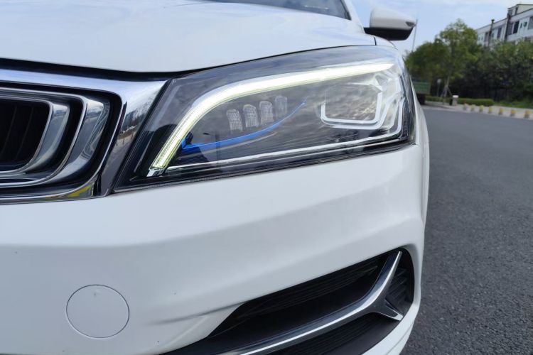 吉利汽车 帝豪 2019款 领军版 1.5L CVT向上亚运版 国VI局部细节36