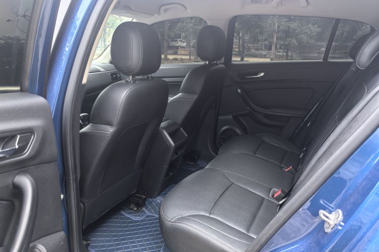 观致5 2018款 改款 1.6T 自动领先型中控内饰7001