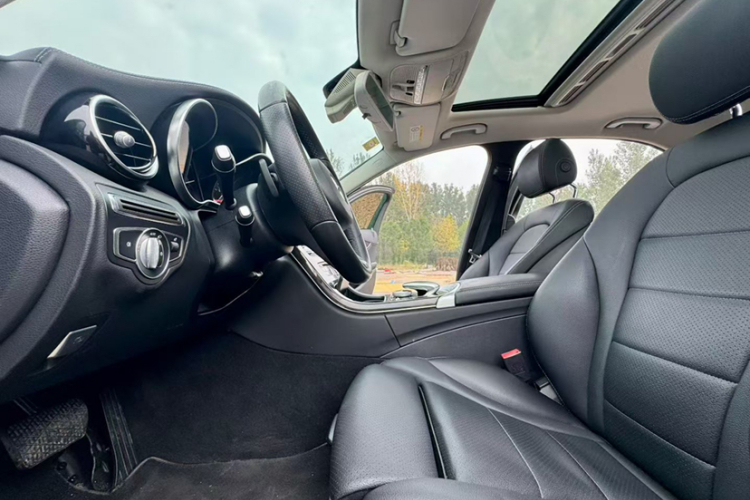 奔驰C级 2018款 C 180 L 时尚型运动版车身外观6003