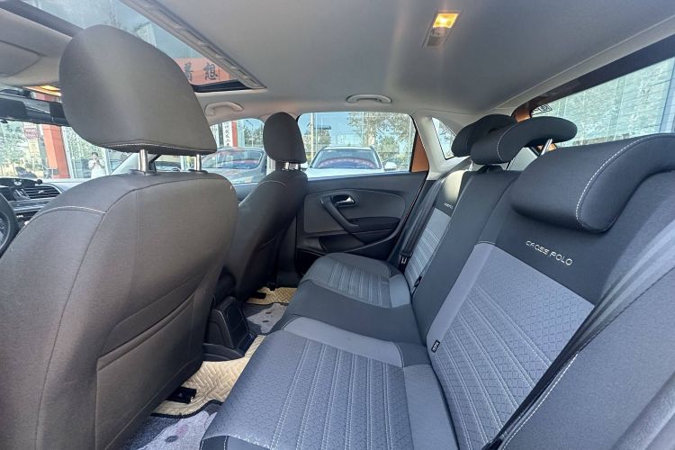 大众 2018款 1.5L Cross Polo 自动中控内饰7003