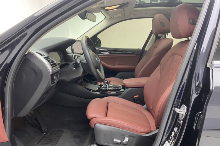 宝马X3 2022款 改款 xDrive25i M运动套装局部细节19