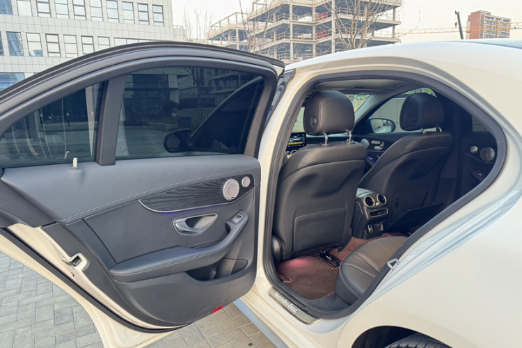 奔驰C级 2021款 C 260 L 运动星耀臻藏版中控内饰7007