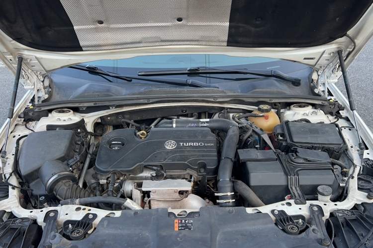 别克 君威 2019款 20T 精英型 国VI局部细节24