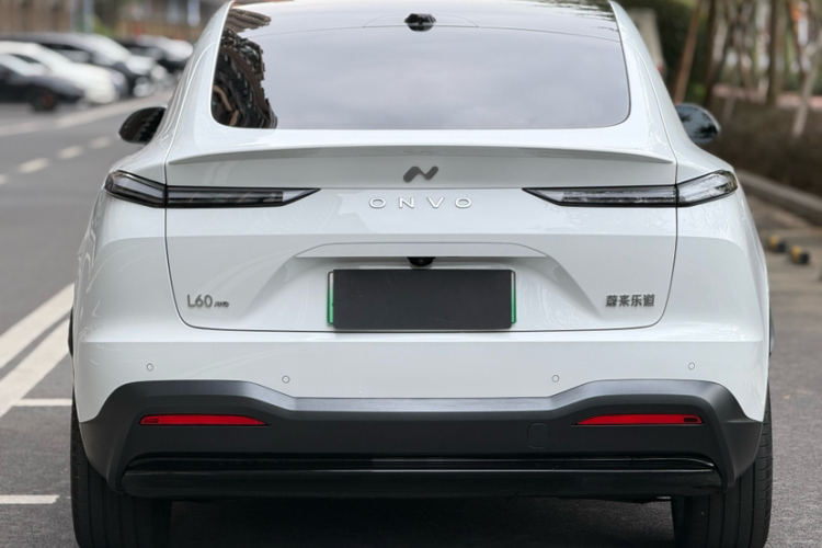 乐道L60 2024款 60kWh 四驱版车身外观6002