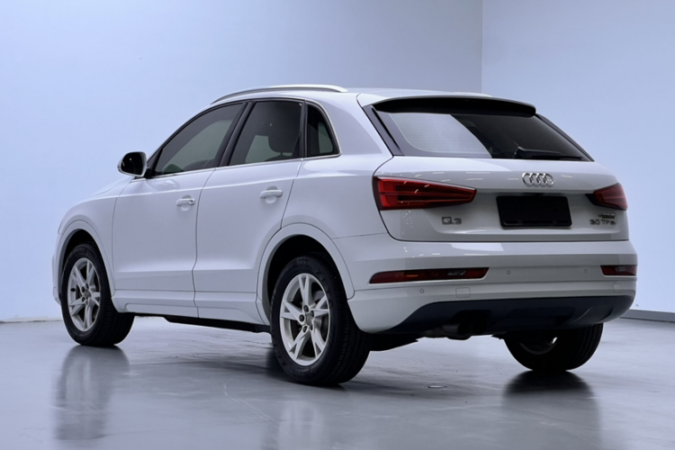 奥迪Q3 2018款 30周年年型 30 TFSI 时尚型车身外观6006