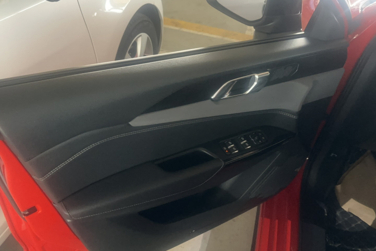 领克03 2021款 1.5TD DCT劲Plus中控内饰7005