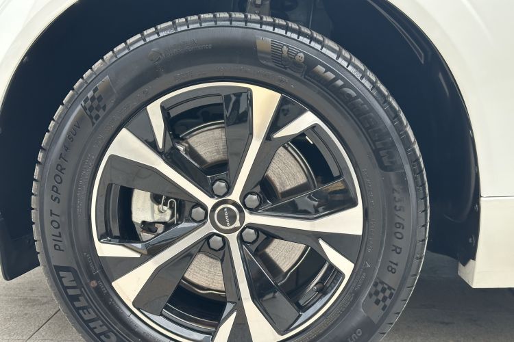 沃尔沃XC60 2026款 B5 四驱智逸豪华版局部细节9005