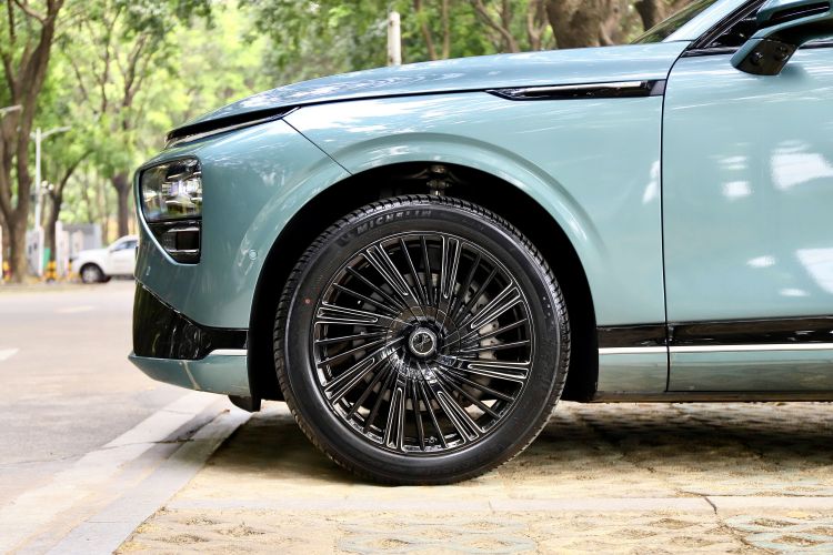 小鹏G9 2024款 570 Max车身外观6008