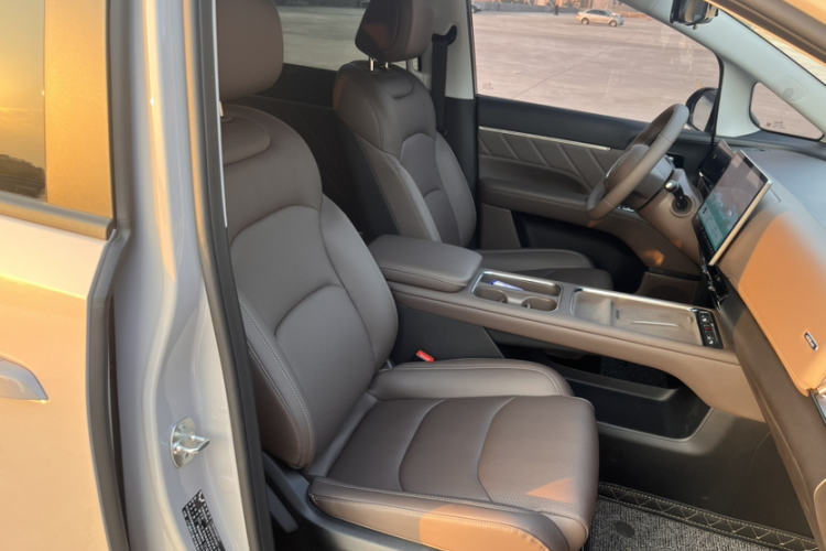 五菱汽车 星光730新能源 2025款 纯电 500km 豪华型局部细节41