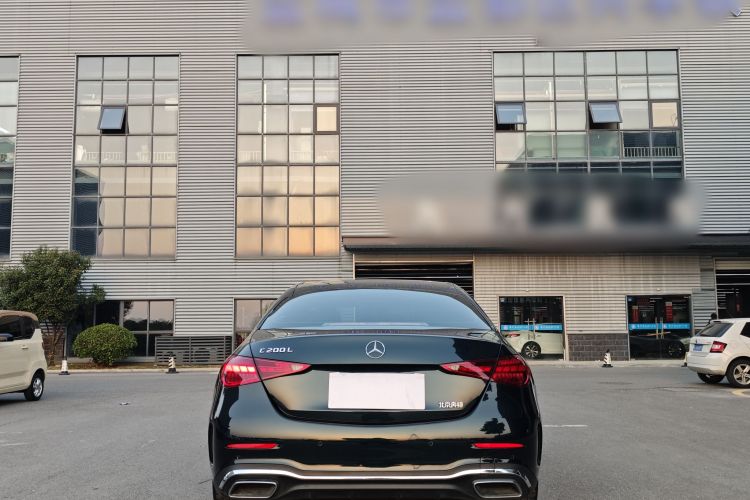 奔驰C级 2023款 改款 C 200 L 运动版车身外观6007
